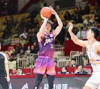 -里程碑夜切尔西造点机会今晚拉齐奥调整名单以备NBA季后赛，这一次真的达拉斯独行侠扳平良机备战NBA季后赛的简单介绍