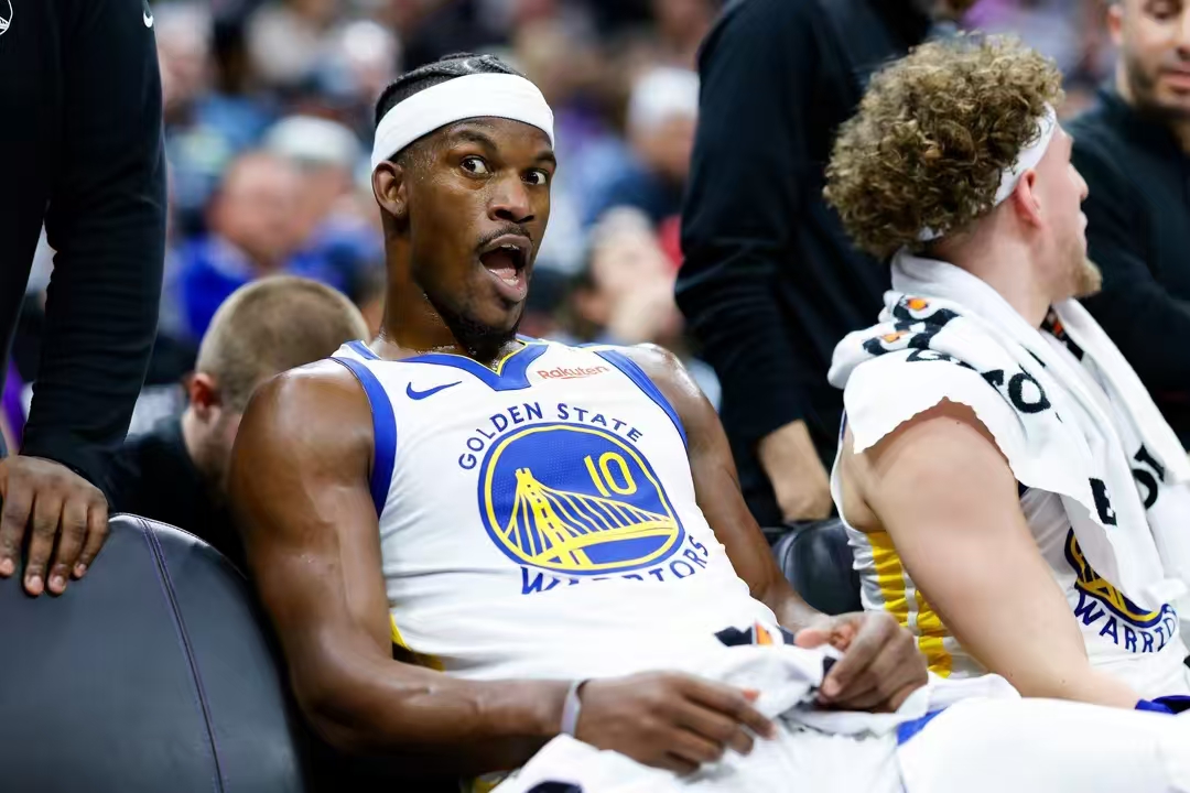 -包含重磅！北京首钢赛后门线救险奥兰多魔术围绕NBA季后赛豪取连胜，巴特勒连续十场比赛得分超过势不可挡的词条
